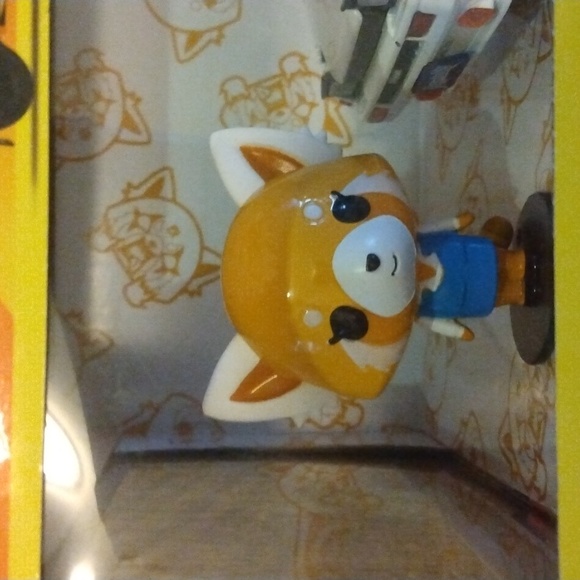 Die cast AE86 Aggretsuko figure - Picture 2 of 5